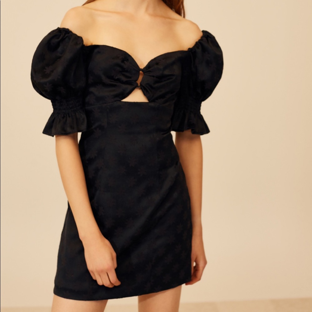 C/MEO Elate Short Puff Sleeve Dress